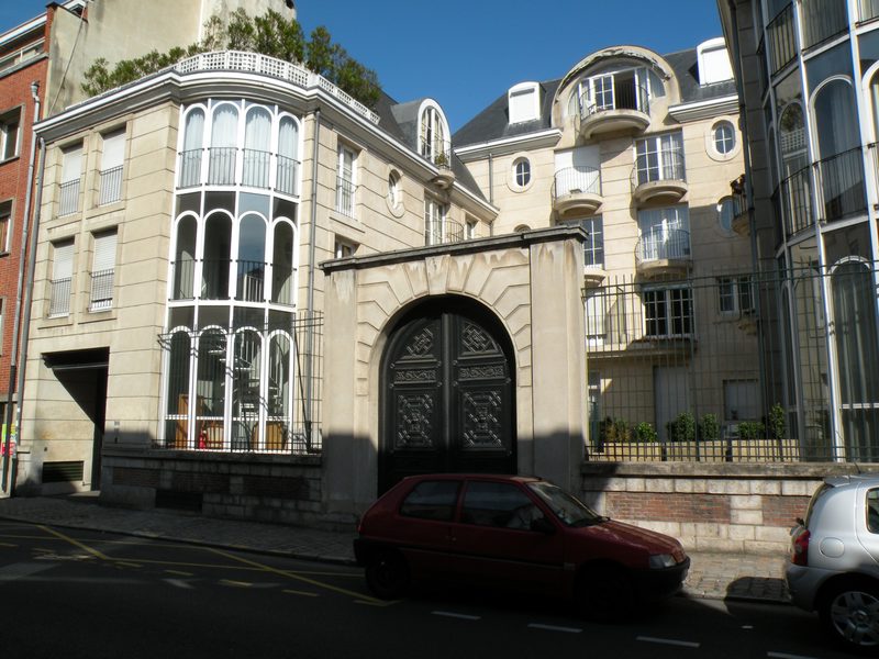  Belle porte cochère